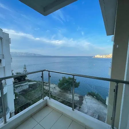 Opal Apartman *
