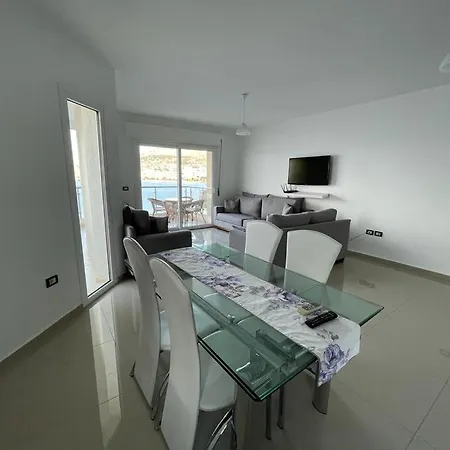 Opal Apartman *