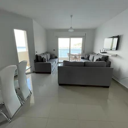 Apartman Opal *